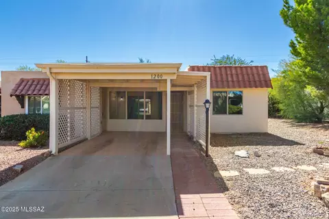 1200 S Alpine Cir, Green Valley, AZ 85614