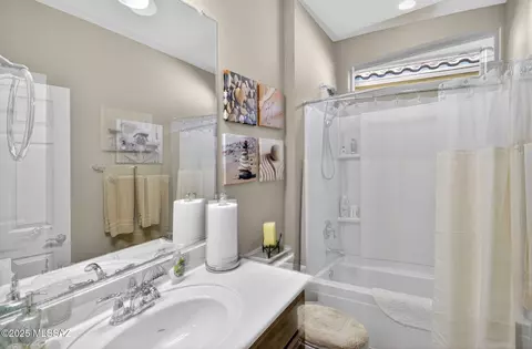 Bath - 14067 E Voss St, Vail, AZ 85641 photo 4 of 4