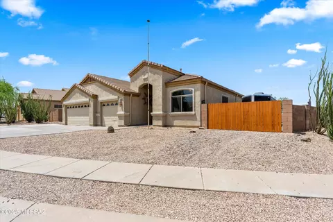 812 S Routh Pl, Vail, AZ 85641 photo 3