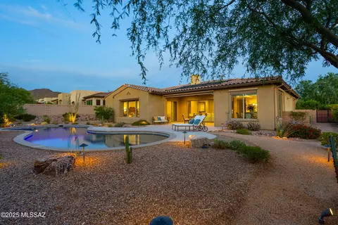 Exterior - 14045 N Crooked Creek Dr, Marana, AZ 85658 photo 1 of 10