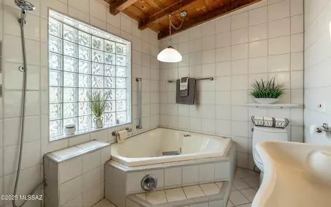 Bath - 12345 E 8th St, Tucson, AZ 85748 photo 3 of 4