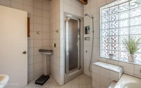 Bath - 12345 E 8th St, Tucson, AZ 85748 photo 4 of 4