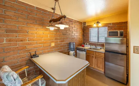Kitchen - 12345 E 8th St, Tucson, AZ 85748 photo 4 of 4