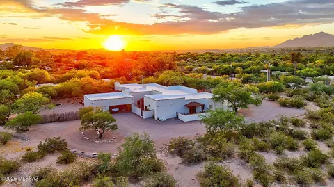 5440 E Fort Lowell Rd, Tucson, AZ 85712