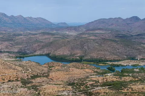 30 Camino Los Vientos, Patagonia, AZ 85624