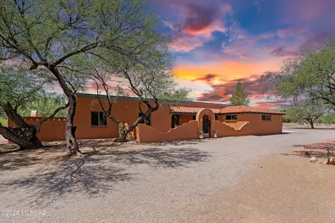 2340 Camino Esplendido, Tubac, AZ 85646
