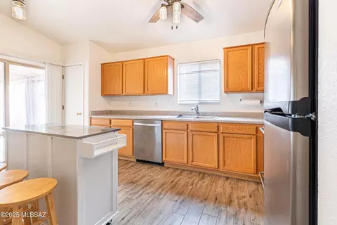 8681 N Frampton Pl, Tucson, AZ 85742 photo 11