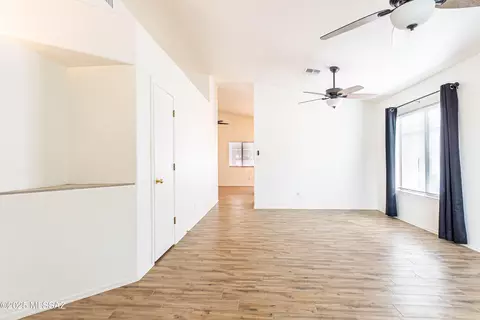 8681 N Frampton Pl, Tucson, AZ 85742 photo 13