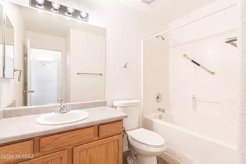 8681 N Frampton Pl, Tucson, AZ 85742 photo 25
