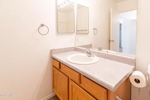 8681 N Frampton Pl, Tucson, AZ 85742 photo 26