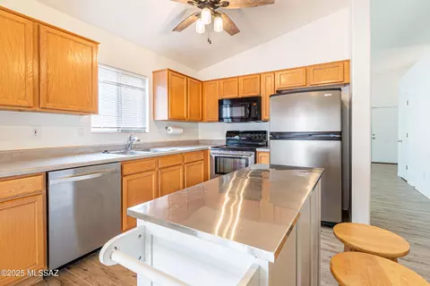 8681 N Frampton Pl, Tucson, AZ 85742 photo 8