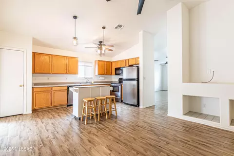 8681 N Frampton Pl, Tucson, AZ 85742 photo 10