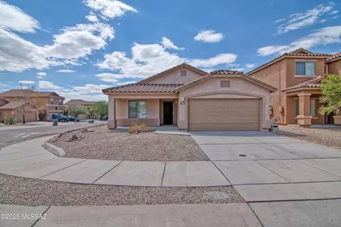 Exterior - 8474 S Gupta Dr, Tucson, AZ 85747 photo 2 of 11