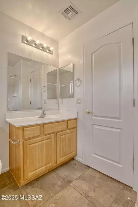 Bath - 8474 S Gupta Dr, Tucson, AZ 85747 photo 5 of 6