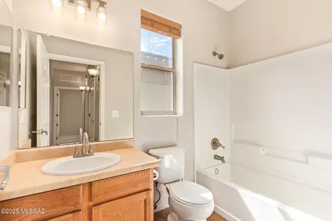 Bath - 7536 E Fair Meadows Loop, Tucson, AZ 85756 photo 2 of 2