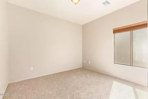 Bedroom - 7536 E Fair Meadows Loop, Tucson, AZ 85756 photo 3 of 5