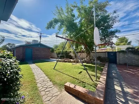 5242 E 2nd St, Tucson, AZ 85711 photo 38