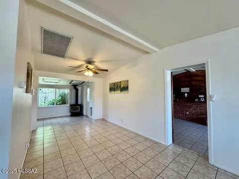 5242 E 2nd St, Tucson, AZ 85711 photo 9