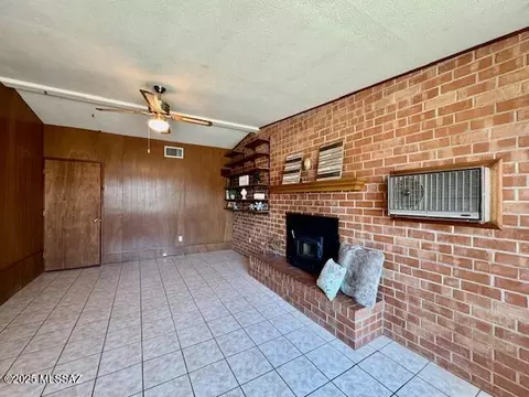 5242 E 2nd St, Tucson, AZ 85711 photo 13