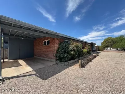 5242 E 2nd St, Tucson, AZ 85711 photo 4