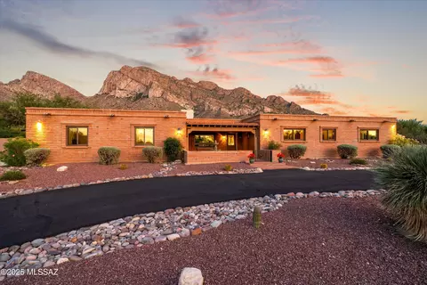 9740 N Cliff View Pl, Tucson, AZ 85704