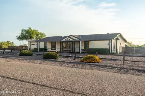 11654 S John Harvey Ave, Vail, AZ 85641