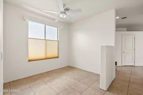 Dining - 7682 E Sierra Park Loop, Tucson, AZ 85710 photo 1 of 1