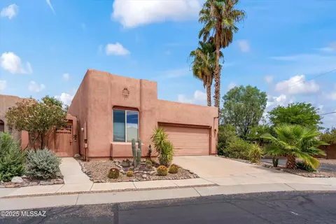 7682 E Sierra Park Loop, Tucson, AZ 85710