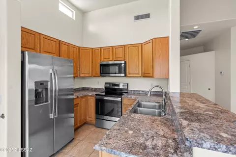 Kitchen - 7682 E Sierra Park Loop, Tucson, AZ 85710 photo 1 of 1