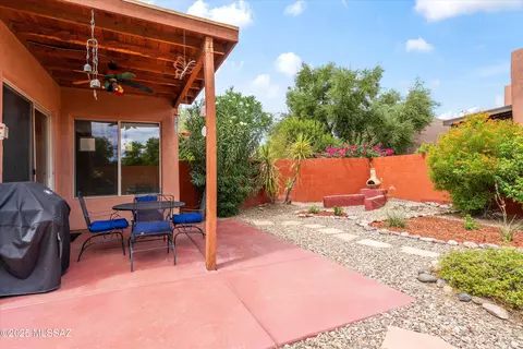 Exterior - 7682 E Sierra Park Loop, Tucson, AZ 85710 photo 5 of 9