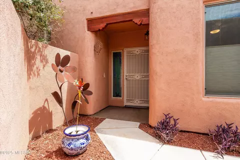 Exterior - 7682 E Sierra Park Loop, Tucson, AZ 85710 photo 3 of 9