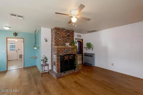 Living - 3142 E 24th St, Tucson, AZ 85713 photo 1 of 1