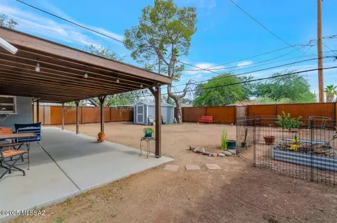 Exterior - 3142 E 24th St, Tucson, AZ 85713 photo 2 of 7