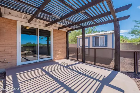 Exterior - 522 E Windward Pl, Tucson, AZ 85704 photo 2 of 6