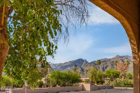 5750 N Camino Esplendora #109, Tucson, AZ 85718