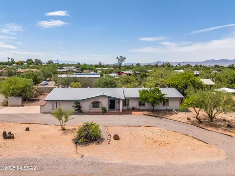 751 W Cool Dr, Tucson, AZ 85704