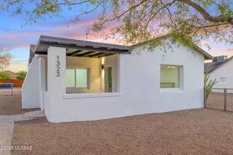 1323 W Speedway Blvd, Tucson, AZ 85745