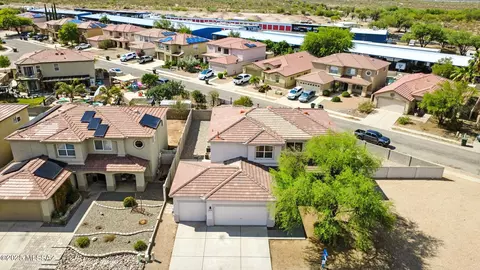 8464 E Via Cortina De Madera, Tucson, AZ 85747