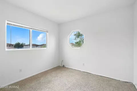 Bedroom - 8464 E Via Cortina De Madera, Tucson, AZ 85747 photo 3 of 6