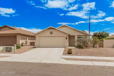8801 S Desert Rainbow Dr, Tucson, AZ 85747