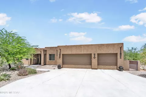 9243 E Arizona Cypress Pl, Corona De Tucson, AZ 85641