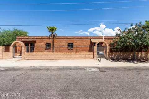 102 W 25th St, Tucson, AZ 85713