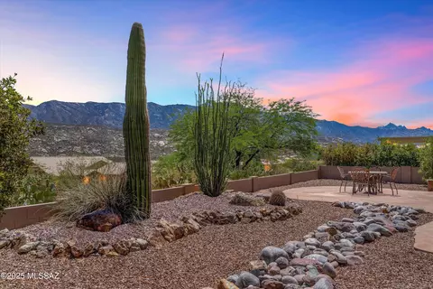 37233 S Golf Course Dr, Tucson, AZ 85739