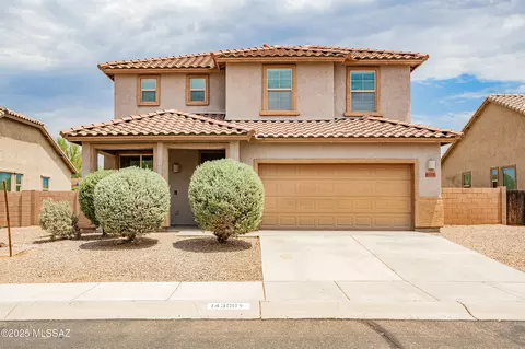 14300 N Arrowpoint Ash Ave, Marana, AZ 85658