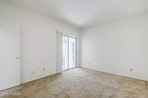 Bedroom - 5962 E Refreshment Pass, Tucson, AZ 85712 photo 5 of 7