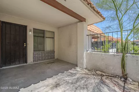Exterior - 5962 E Refreshment Pass, Tucson, AZ 85712 photo 3 of 8