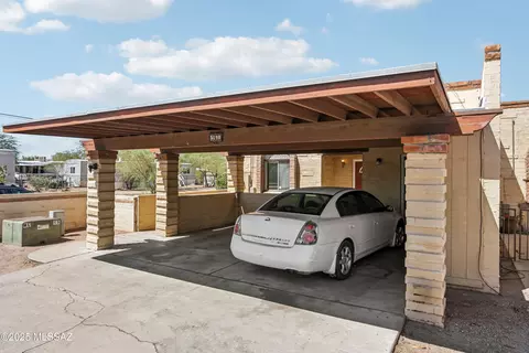 5090 S Mira Loma Dr, Tucson, AZ 85706