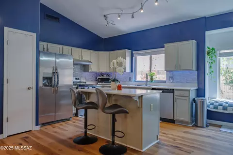 6489 W Wenden Way, Tucson, AZ 85743