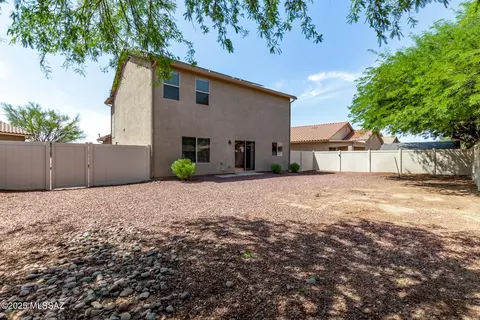 Exterior - 20950 E Frontier Rd, Red Rock, AZ 85145 photo 4 of 6