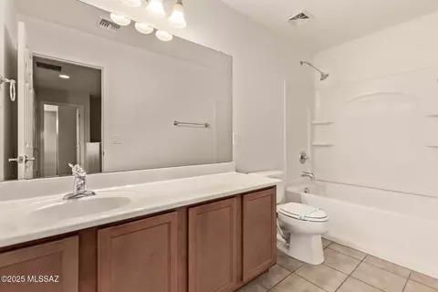 Bath - 20950 E Frontier Rd, Red Rock, AZ 85145 photo 3 of 3
